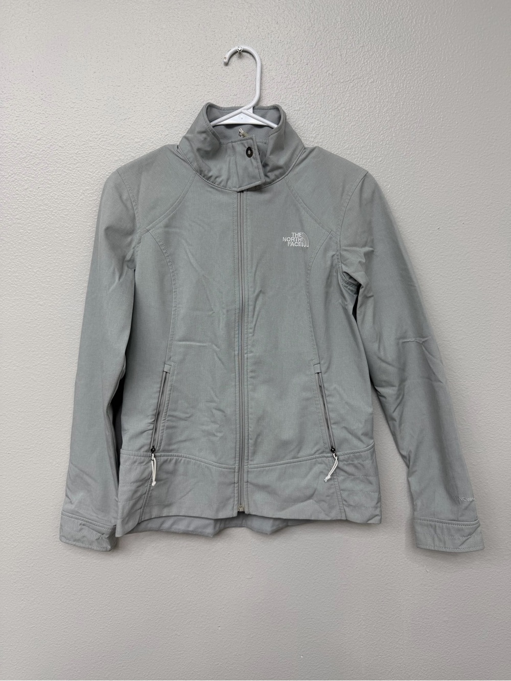 The North Face Women’s WindWall Jacket Size S Gray Lightweight